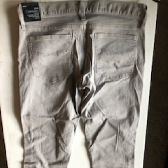 Gap Grey Jeans- tags still on! - Picture 3 of 3